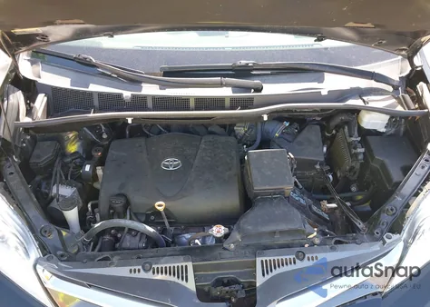 2020 Toyota Sienna Xle z USA, uszkodzony, nr VIN 5TDYZ3DC7LS035294